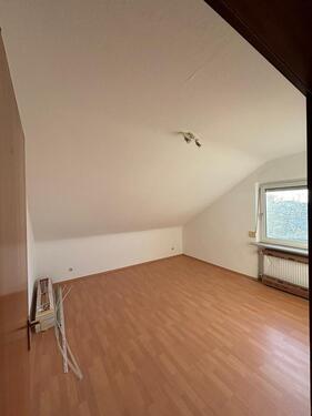 Foto - 3 Zimmer Dachgeschoßwohnung zur Miete in Büttelborn