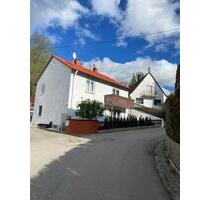 Charmantes Einfamilienhaus mit viel Potenzial zu verkaufen - Augsburg