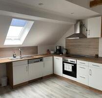 Helle 2,5 Dachgeschosswohnung nähe Reha Klinik - Ichenhausen