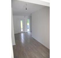Moderne DHH (2017) in Geesthacht – 130m², Garten, Terrasse, EBK