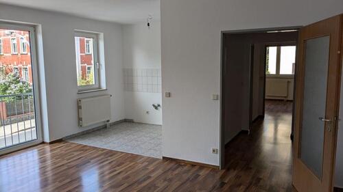 Foto - 2 Kaltmieten frei! Günstige 2-Zimmer-Wohnung mit viel Potenzial!