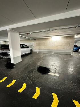 Foto - Parkplatz zu vermieten – Lagerhausstr.