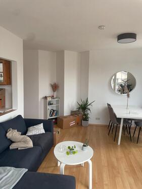 Foto - 2 Zimmer Wohnung mit zwei Balkonen !!Anfrage Stopp!