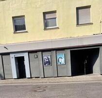 Gewerbefläche mit 10 Kfz-Stellplätzen zu vermieten - Mönchengladbach