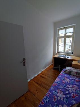 Foto - Schönes Zimmer in WG - 340,00&nbsp;EUR Kaltmiete, ca.&nbsp; 70,00&nbsp;m&sup2;