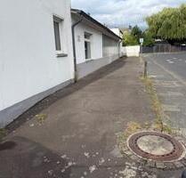 Parkfläche Freifläche Parkstreifen Abstellfläche 30m x 2,90m 87qm - Köln Porz