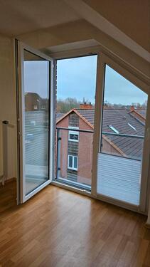 Foto - 1 Zimmer Dachgeschoßwohnung zur Miete in Schwentinental