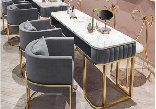 Foto - Zimmer zu vermieten Geschäft ManikürePediküre