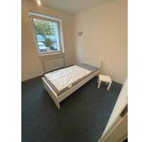 Möbliertes WG Zimmer - 1a Lage - 311,00&nbsp;EUR Kaltmiete, ca.&nbsp; 16,00&nbsp;m&sup2; in Rendsburg (PLZ: 24768)