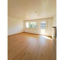 Komplett renovierte 3-Zimmer-Eigentumswohnung mit Balkon - Aalen Attenhofen