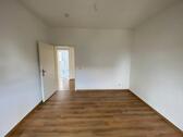 Foto - Schicke 4-Raum-Wohnung im Dachgeschoss - mit Gartennutzung!