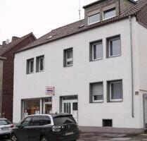 **Renditestarkes Mehrfamilienhaus mit Gewerbeeinheit!** - Bönen