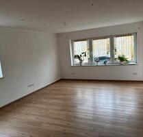 Wohnung 4 Zimmer Küche Bad Balkon - Lappersdorf