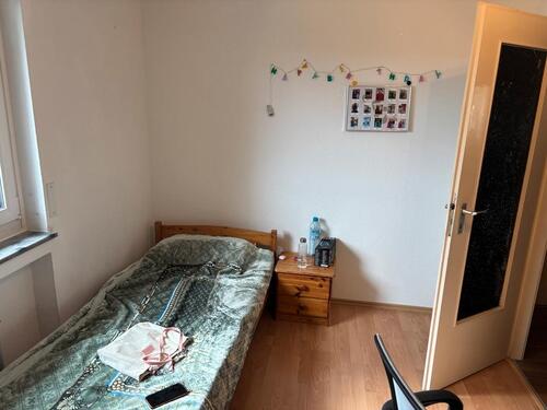 Foto - Etagenwohnung mit 20,00 m&sup2; in Hockenheim zur Miete