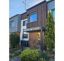 Reihenmittelhaus mit Südgarten & Balkon (ruhig gelegen) - Herrenberg