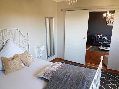 Foto - Mitarbeiter Ferienwohnung - 990,00&nbsp;EUR Kaltmiete, ca.&nbsp; 50,00&nbsp;m&sup2;