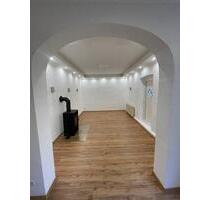 Renovierte 2-Zimmer-Wohnung in Bahnhofsnähe zu vermieten - Plettenberg