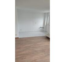 1 Raumwohnung in Meerane - 200,00 EUR Kaltmiete, in Meerane (PLZ: 08393)