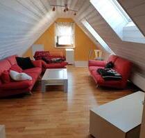 Neu renovierte 5 Zimmer Wohnung Mietshaus Mietwohnung - Bechhofen