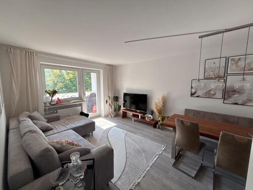 Foto - Helle 2-Zimmer-Wohnung mit Südbalkon zur Zwischenmiete (6 Monate)
