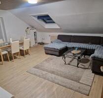 3 Zimmer Dachgeschoss Wohnung - 630,00&nbsp;EUR Kaltmiete, ca.&nbsp; 68,00&nbsp;m&sup2; in Abensberg (PLZ: 93326)