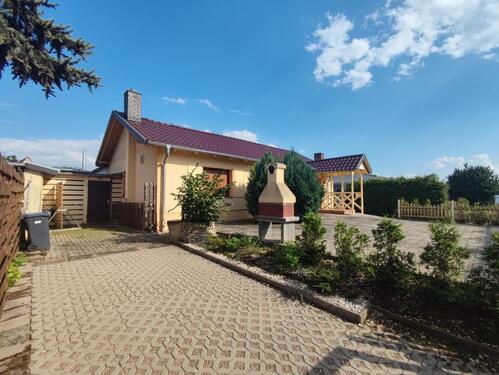 Foto - 100 qm Wohnung mit Kamin, großer Terrasse & Stellplätzen