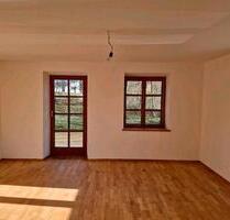 Schöne, helle 3-Zimmer Wohnung in ruhiger Lage auf 4-Seit Hof - Gangkofen