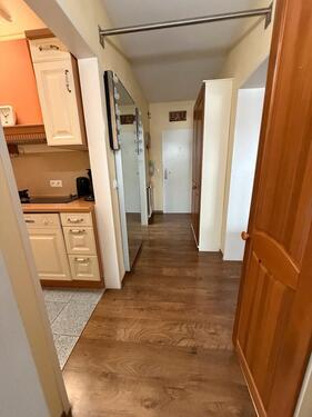 Foto - Helle 2 Zi 52qm - Wohnung mit Parkplatz, Keller, Küche