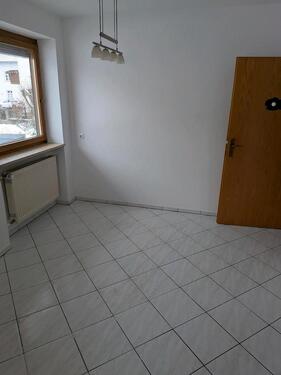 Foto - 4 Zimmer Erdgeschoßwohnung zur Miete in Pollenfeld