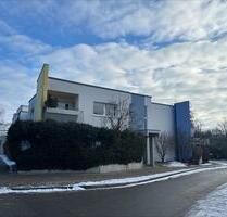 Vollsanierung: 2-Zimmer-Wohnung mit Balkon im Würmtal - Gauting