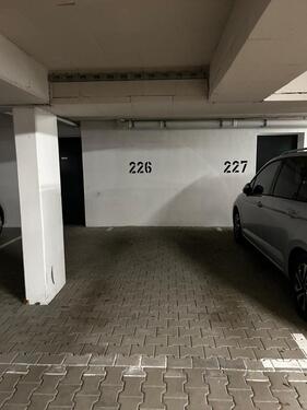 Foto - TG-Stellplatz Parkplatz in Südstadt – ab 01.04.2026