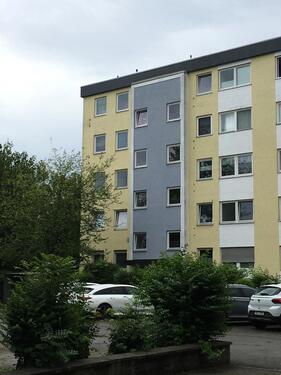 Foto - 2,5 Zi. ETW 65 qm mit Loggia + EBK sofort beziehbar - Privat