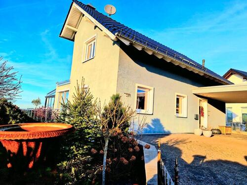 Foto - 6 Zimmer Einfamilienhaus zum Kaufen in Breitscheid