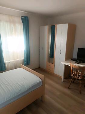 Foto - Eine kleine Wohnung ist zu vermieten