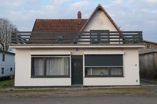 Foto - Einfamilienhaus mit Einliegerwohnung im Herzen Sörups