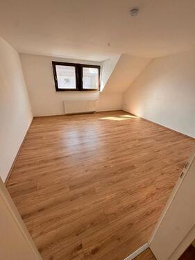 Foto - 3.5 Zimmer Dachgeschoßwohnung zur Miete in Wölfersheim