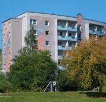 2-Raum-Wohnung mit Aufzug und Dusche - Gera Lusan