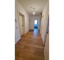 Nahe Maschsee - helle 4-Zimmer-Wohnung in Hannover-Döhren - Seelze