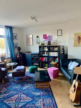 Foto - Helle und gemütliche 3 Zimmer Wohnung ab dem 15.12.2025