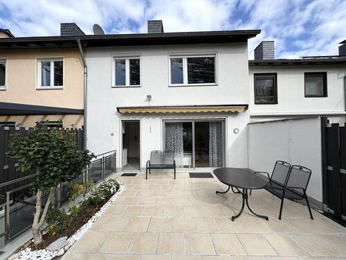 Foto - **Bonn-Beuel: Gepflegtes Reihenmittelhaus in toller Lage! 4 Zimmer, Terrasse, Garten**