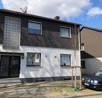46047 Oberhausen, 1 Doppelhaushälfte 145 m², Garten, Garage, Frei