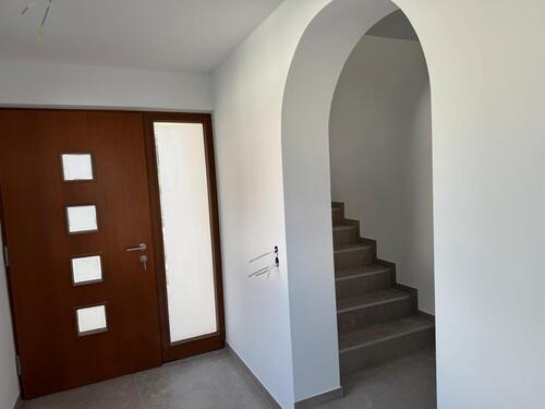 Foto - Erstbezug - Saniertes Zweifamilienhaus in Nittel