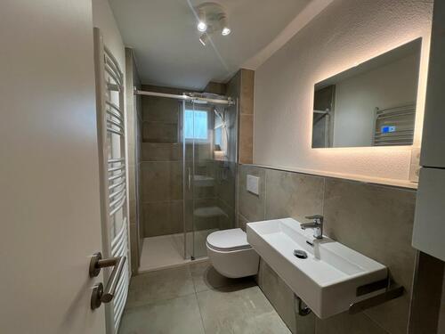 Foto - Kernsanierte 2-Zimmer-EG-Wohnung Pliensauvorstadt