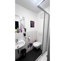 1-Zimmer-Wohnung mit Balkon in Karlsruhe. Ab 16.06 oder früher