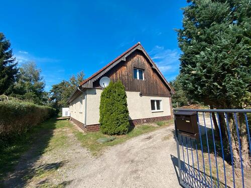 Foto - Einfamilienhaus mit Potential und Einliegerwohnung