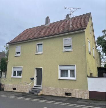 Foto - Sanierungsbedürftiges Einfamilienhaus in Alzenau
