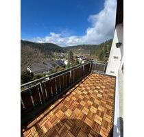 2-Zimmer-Wohnung mit EBK, Balkon & Burgblick in Bad Liebenzell