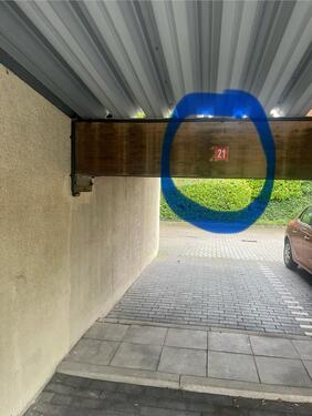 Foto - Stellplatz unter dem Carport für PKW oder Motorrad