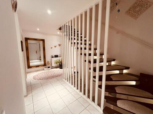 Foto - Möblierte Doppelhaushälfte mit Kamin, Garten, Vollkeller, Garage