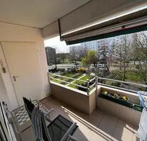 Sofort Frei ! 3 Zimmer Wohnung mit Balkon & Küche. v.Privat - Wolfsburg Detmerode